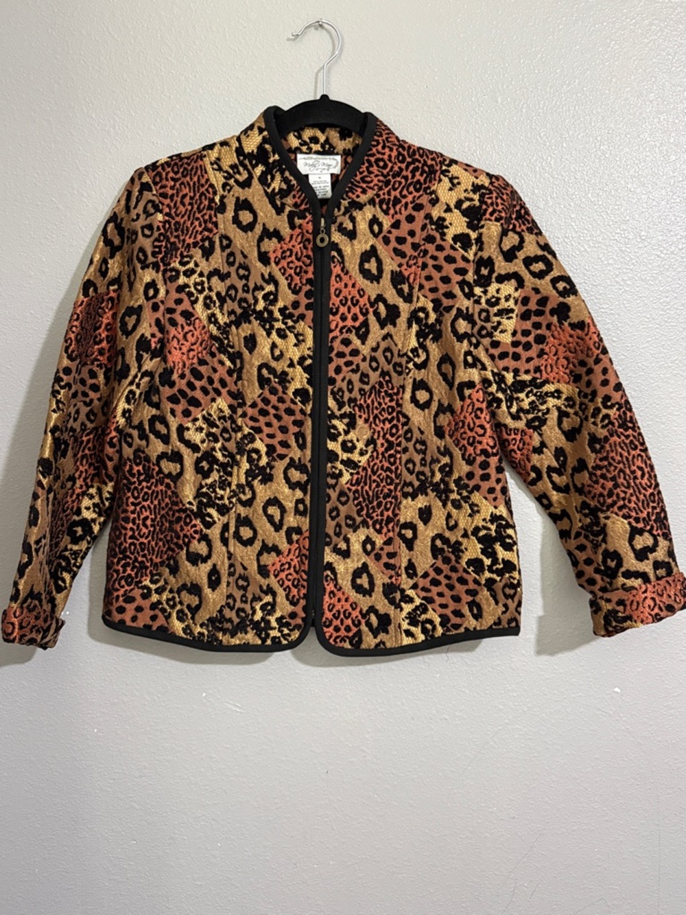 Molly & Maxx Leopard Print Quilted Jacket in Tan & Orange size S